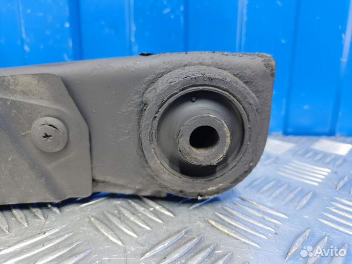 Рычаг задний правый Kia Sorento 2 XM 2.2 D4HB 2009