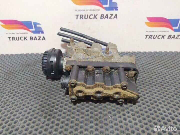 Кран уровня пола главный