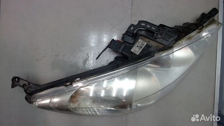 Фара (передняя) Peugeot 207, 2008