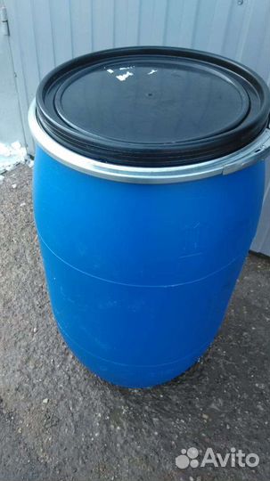 Бочки пластиковые, кубы Б/У для Хоз.Нужд.Новые для