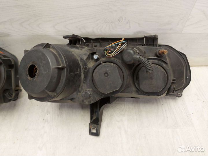 Фары Alfa Romeo 159. 2005-2011 Комплект