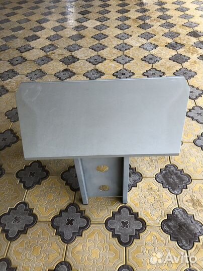 Подставка для телевизора