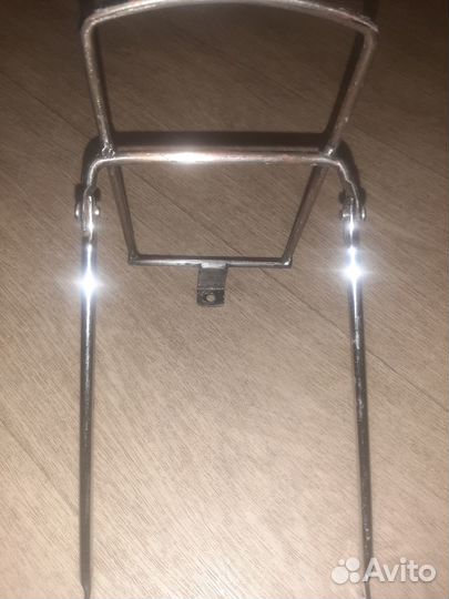 Багажник на велосипед передний