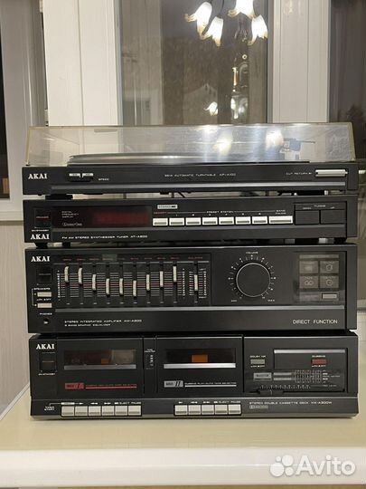 Музыкальный центр akai