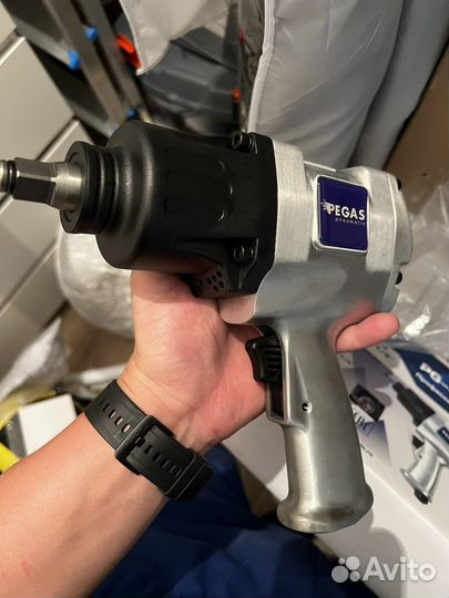 Гайковерт пневматический pegas pg4000