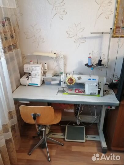 Профессиональная швейная машина juki