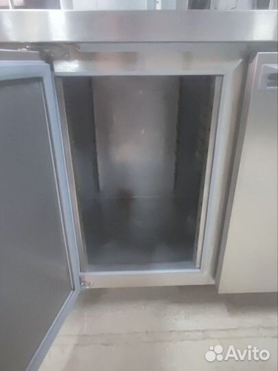 Морозильный стол