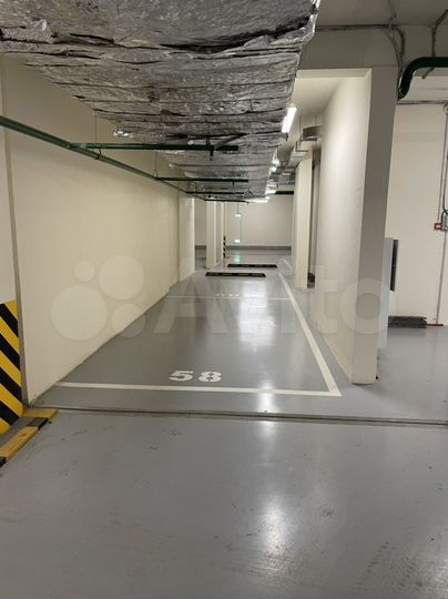 Машиноместо, 28 м²