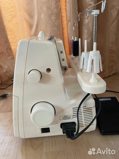 Коверлок 5 ниточный Merrylock 007