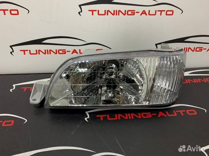 Фары Toyota Camry SV40 94-98 оригинал