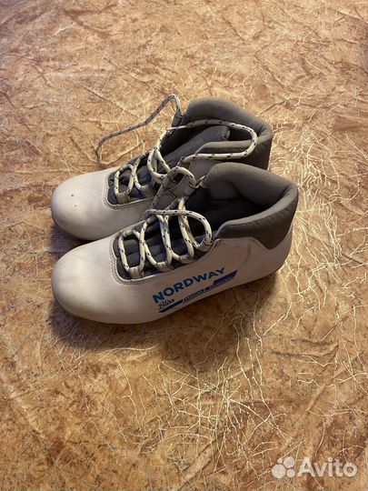 Лыжные ботинки nordway 35-36