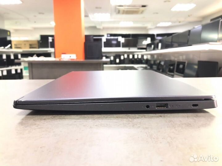 Ноутбук Игровой Acer I3 1005G1/GT330/8GB/15.6