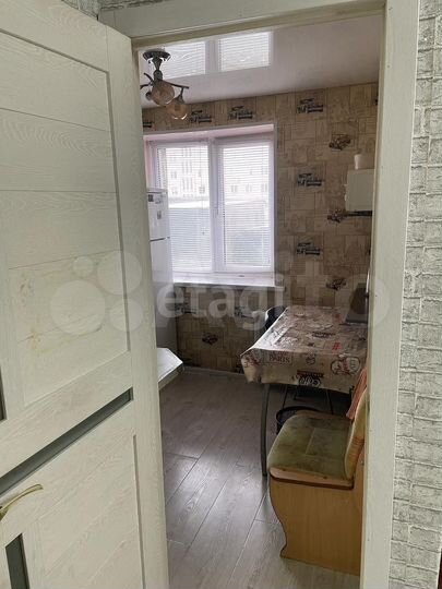 2-к. квартира, 52 м², 1/5 эт.