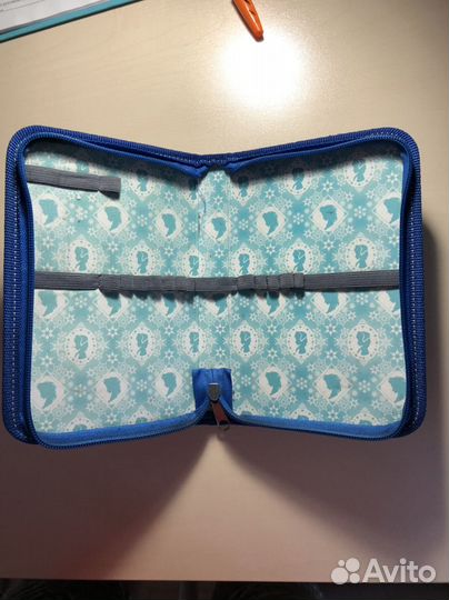 Пенал школьный