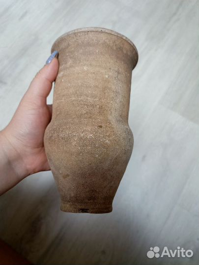 Старинная глиняная крынка