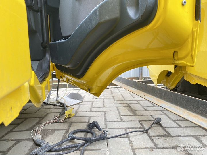 Каркас двери правой