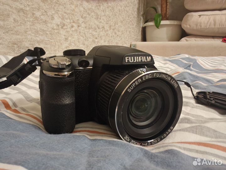 Fujifilm Finepix s4000