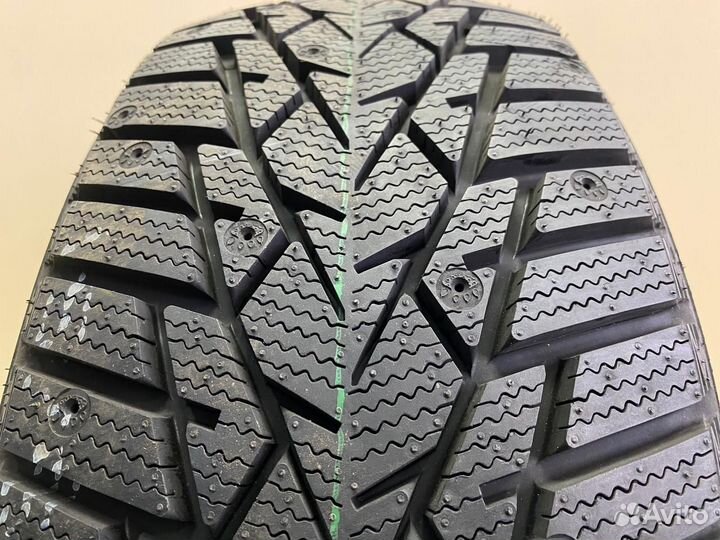 DoubleStar DW01 215/55 R17 94T