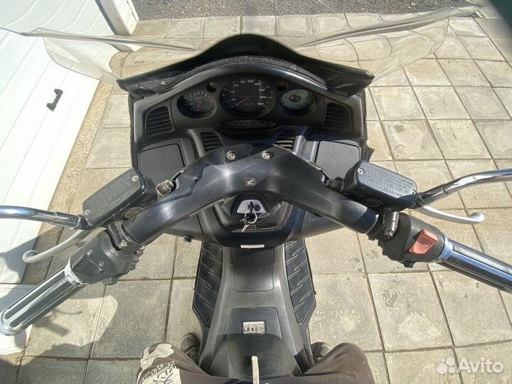 Honda silver wing 600