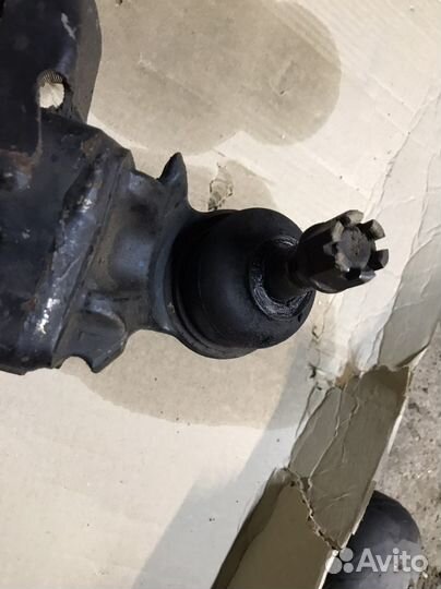 Рычаг нижний toyota land cruiser 200