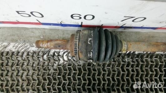 Привод передний правый toyota corolla E12 (JDN03N1