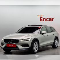 Volvo V60 Cross Country 2.0 AT, 2020, 36 200 км, с пробегом, цена 3 985 000 руб.