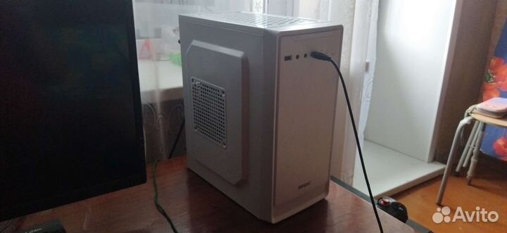 Компьютер системный блок