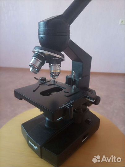 Микроскоп levenhuk 320