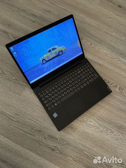 Lenovo Pentium Silver/256 SSD