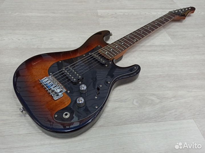 Электрогитара Vantage