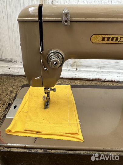 Швейная машинка ретро Подольск