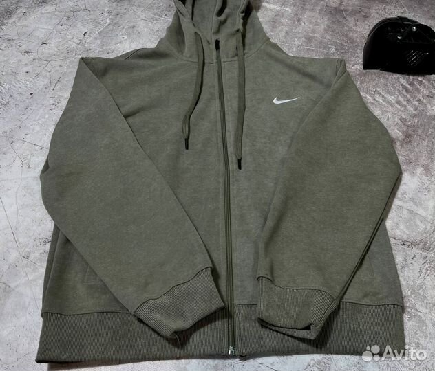 Спортивные костюмы Nike