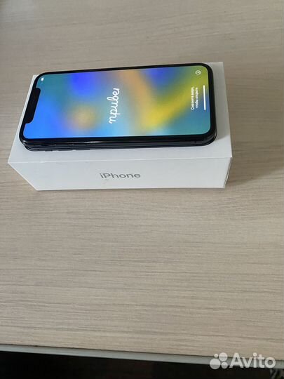 iPhone X, 256 ГБ