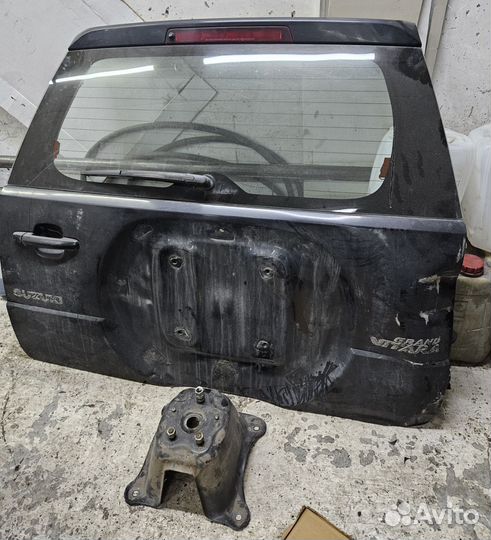Дверь багажника Suzuki grand vitara