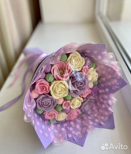 Шоколадные цветы и наборы