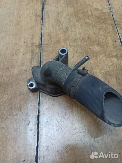 Корпус термостата Opel Astra G Z18XE 2002