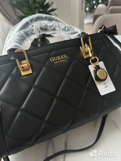 Сумка guess новая