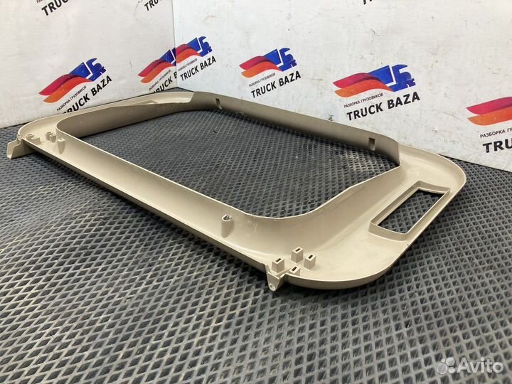 Облицовка люка крыши Man TGA, Man TGS, Man TGX