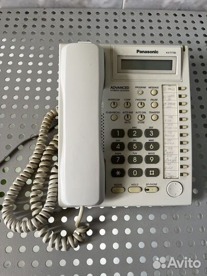 Системный телефон Panasonic KX-T7730