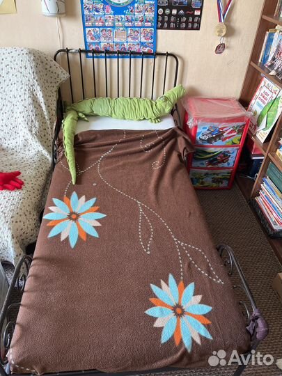 Детская кровать IKEA с матрасом