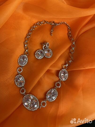 Набор колье и серьги