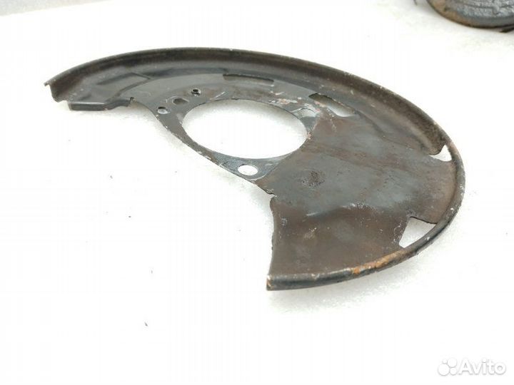Пыльник тормозного диска передний левый Chevrolet
