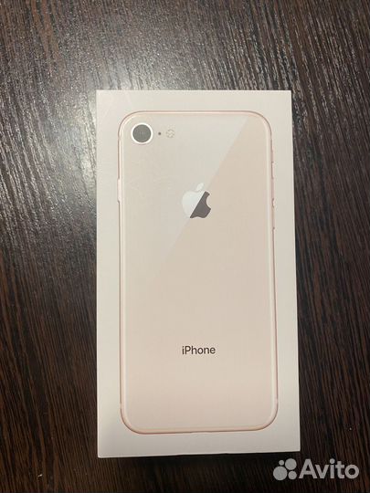 Коробка от iPhone 8