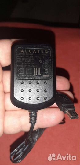 Зарядное устройство на телефон