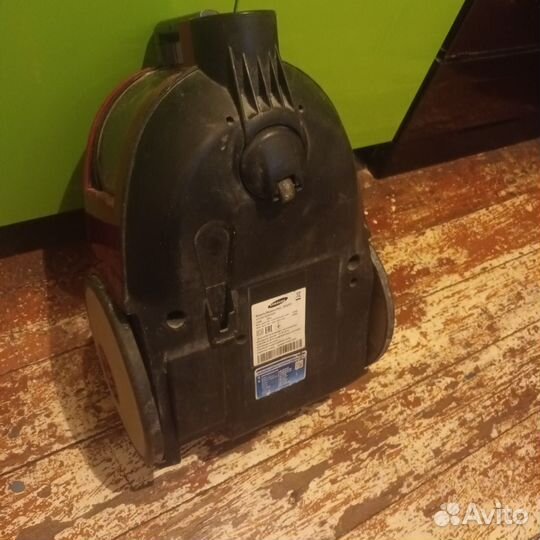 Пылесос Samsung 1800 ватт по запчастям