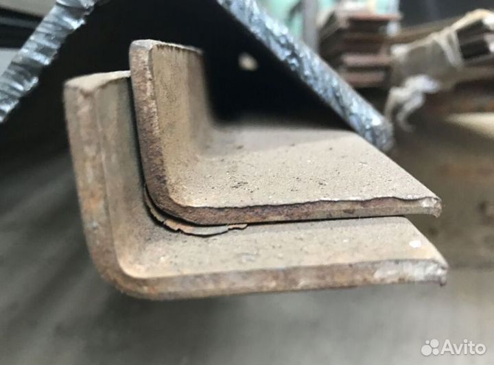 Уголок неравнополочный 100x63 GN-2317