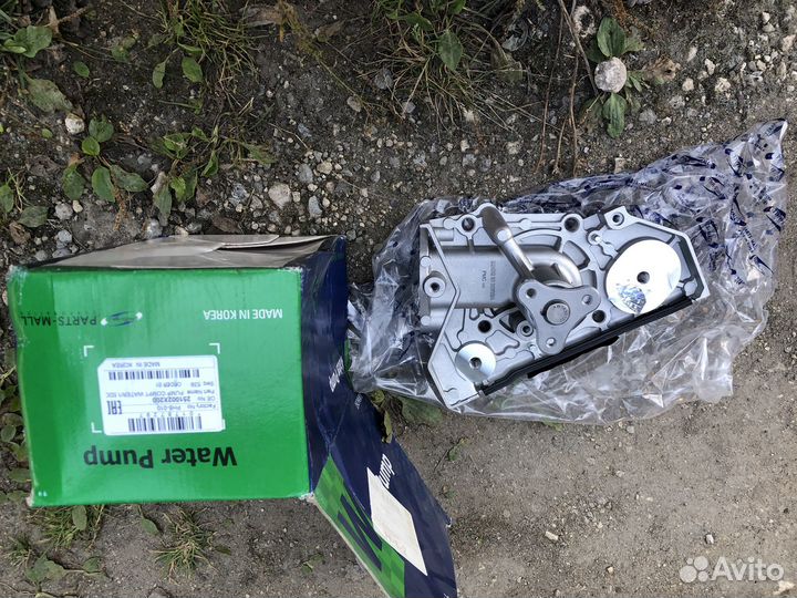 Насос водяной KIA Spectra новый