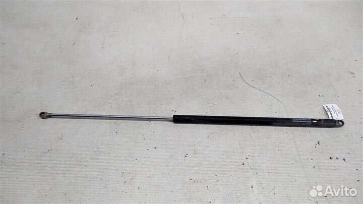 Амортизатор двери багажника saab 9000