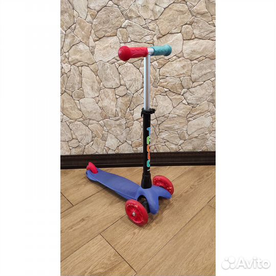 Самокат Trolo трёхколёсный (от 2х до 5 лет)