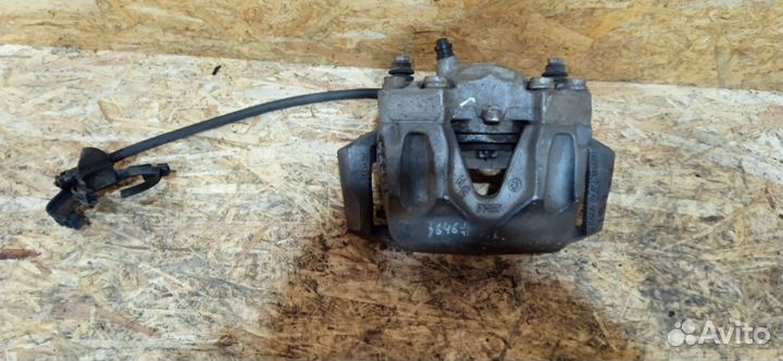 Суппорт тормозной передний левый Mercedes-Benz